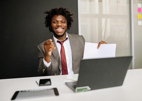 Le Rôle des Tribunaux de Commerce dans la Gestion des Défaillances Financières